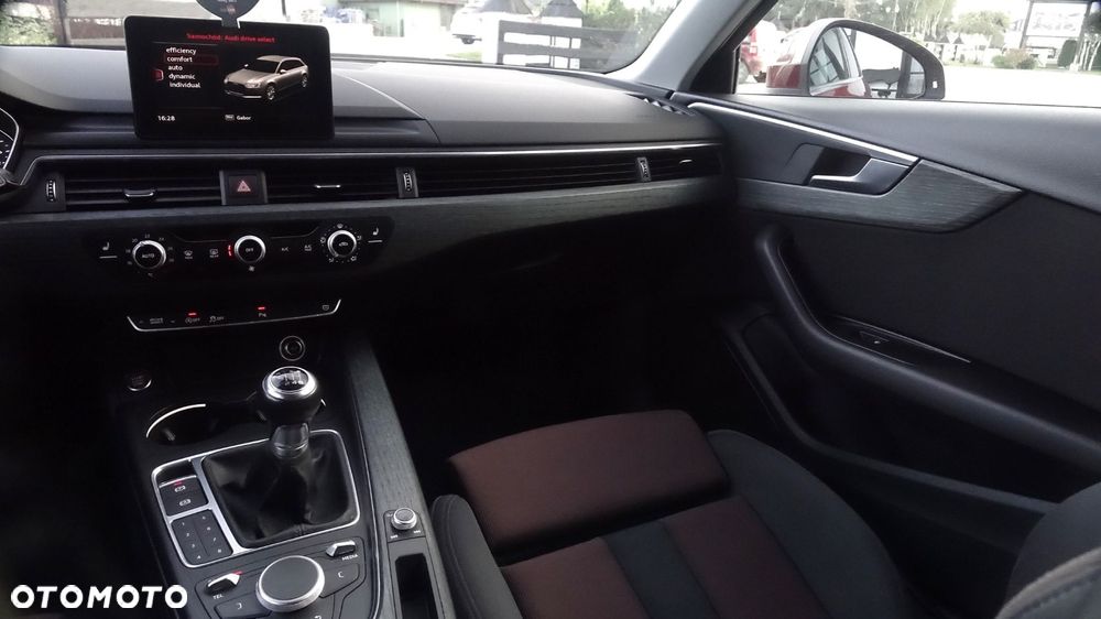Audi A4 - 32