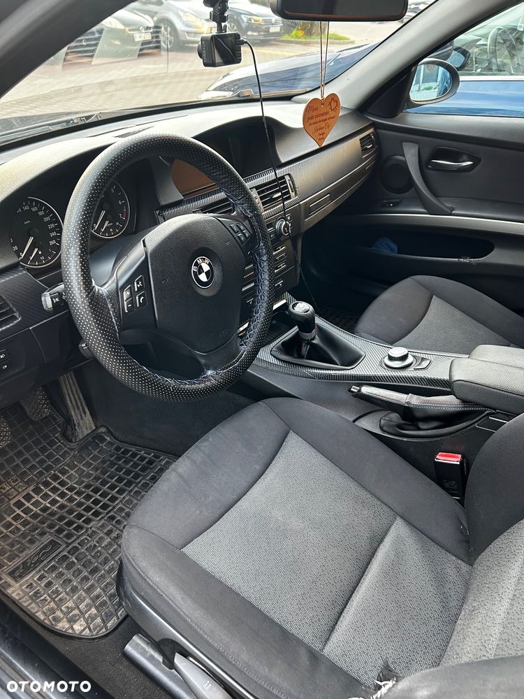 BMW Seria 3 - 12