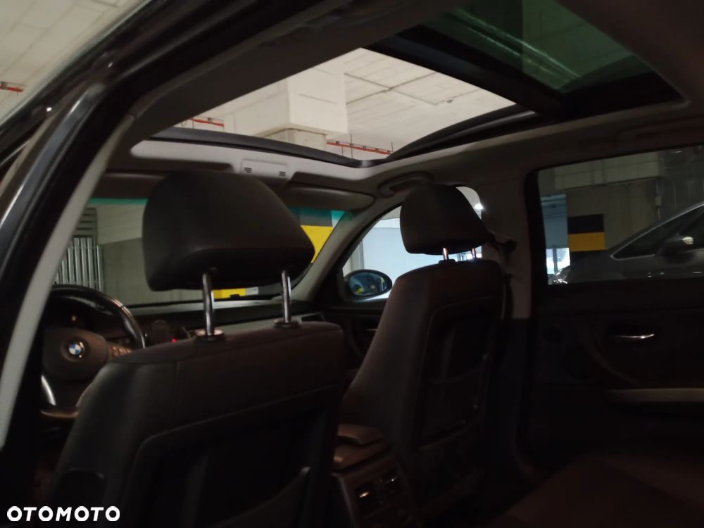 BMW Seria 3 325i Edition Lifestyle - 19