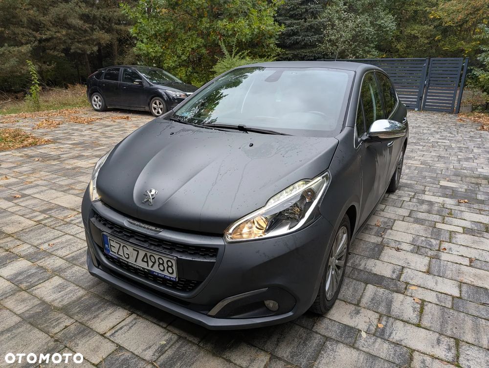Peugeot 208 2015
