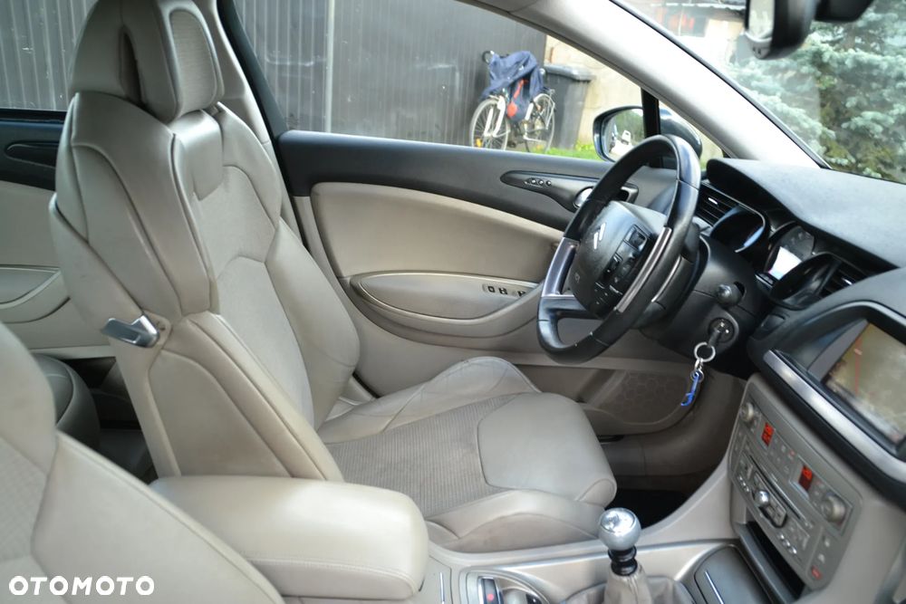 Citroën C5 THP 155 Exclusive - 33
