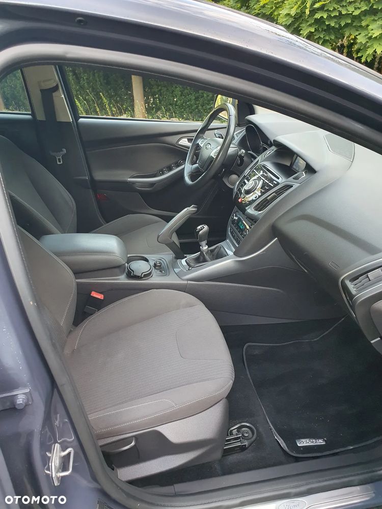 Ford Focus - 13