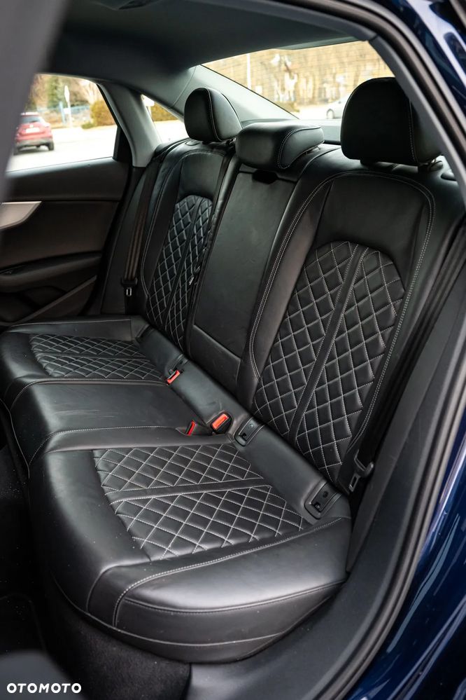 Audi A4 Limousine - 19