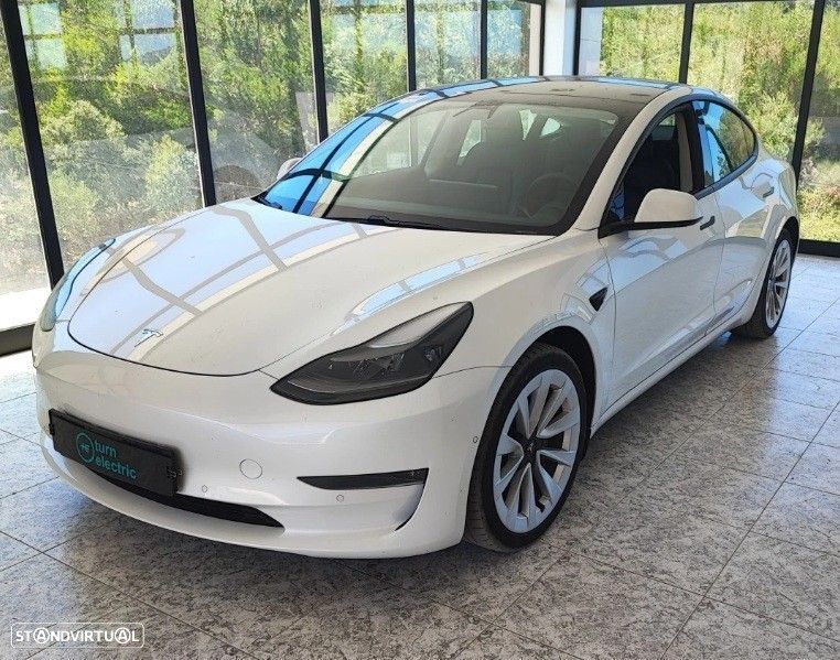 Tesla Model 3 Standard Range Plus RWD - 1