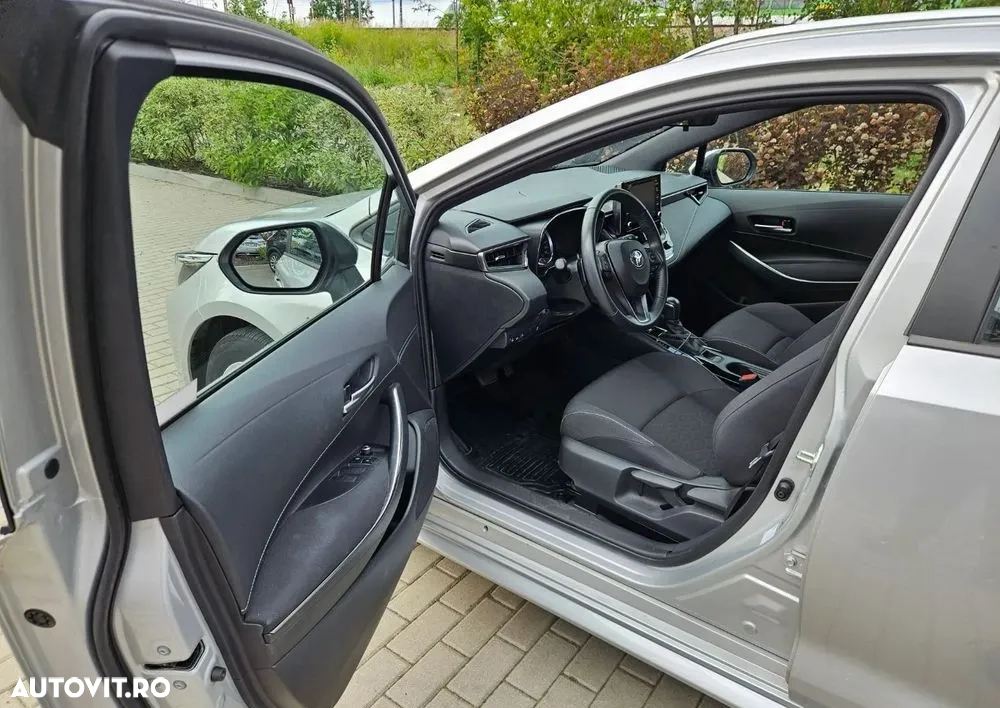 Toyota Corolla 2.0 Hybrid Club - 4