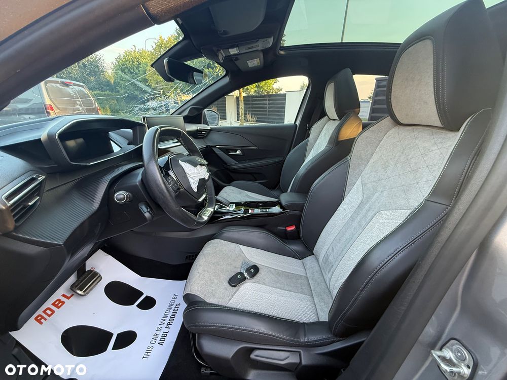 Peugeot 208 GT - 22