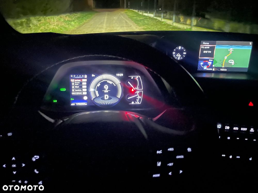 Lexus UX 250h GPF Elegance AWD - 17