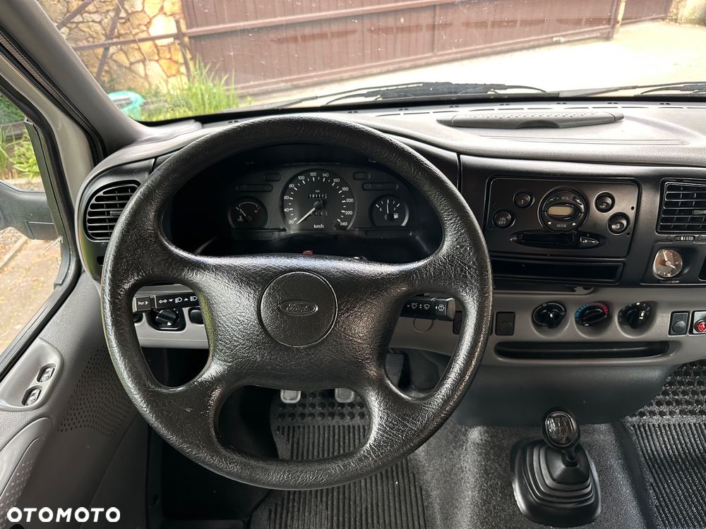 Ford Transit - 20