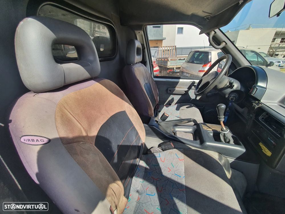 Nissan Vanette Cargo 2.3 D - 9