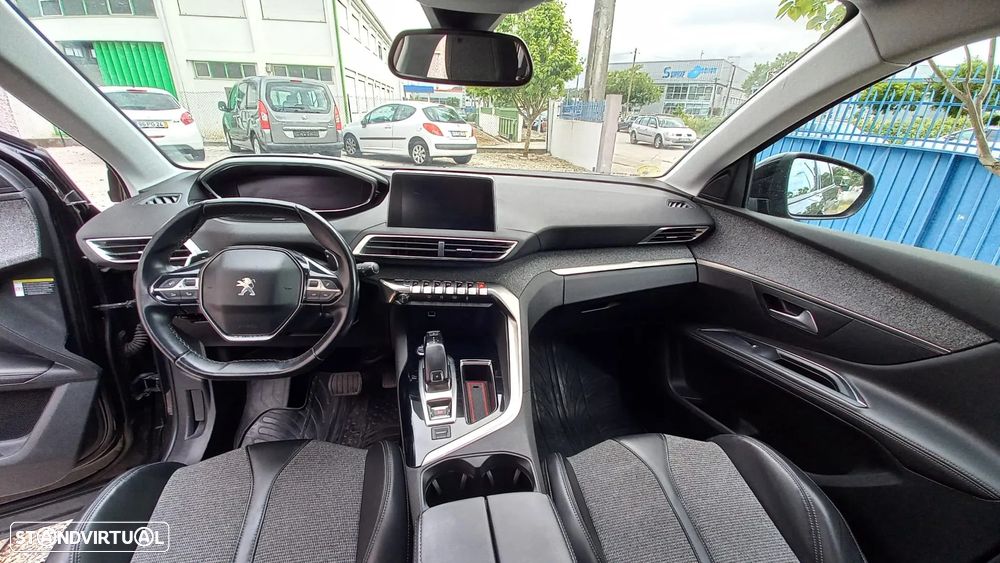 Peugeot 5008 1.5 BlueHDi Allure Pack EAT8 - 18