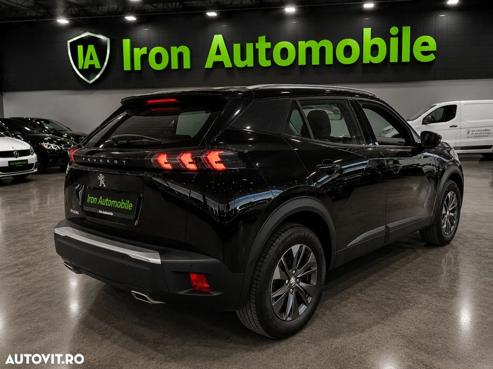 Peugeot 2008 PureTech 130 EAT8 Allure - 6