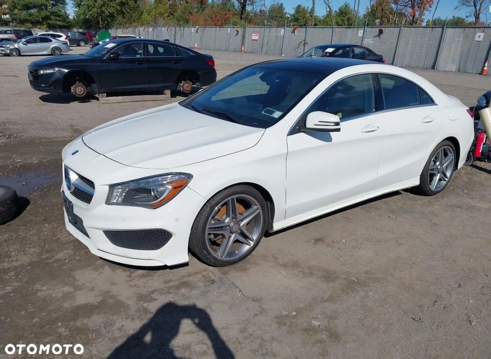 Mercedes-Benz CLA 250 4Matic 7G-DCT Sport - 2