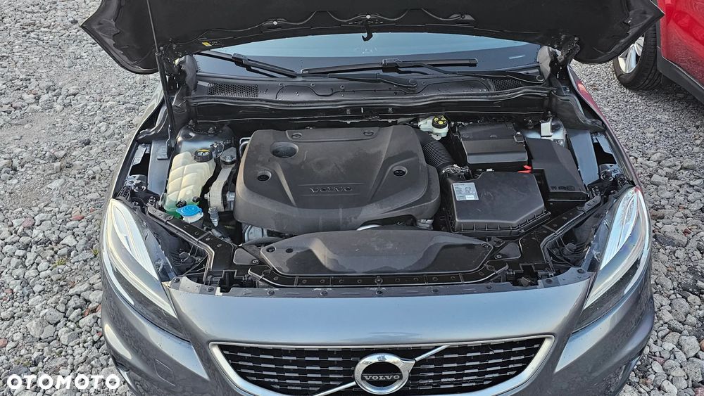 Volvo V40 D2 Drive-E R-Design Momentum - 22