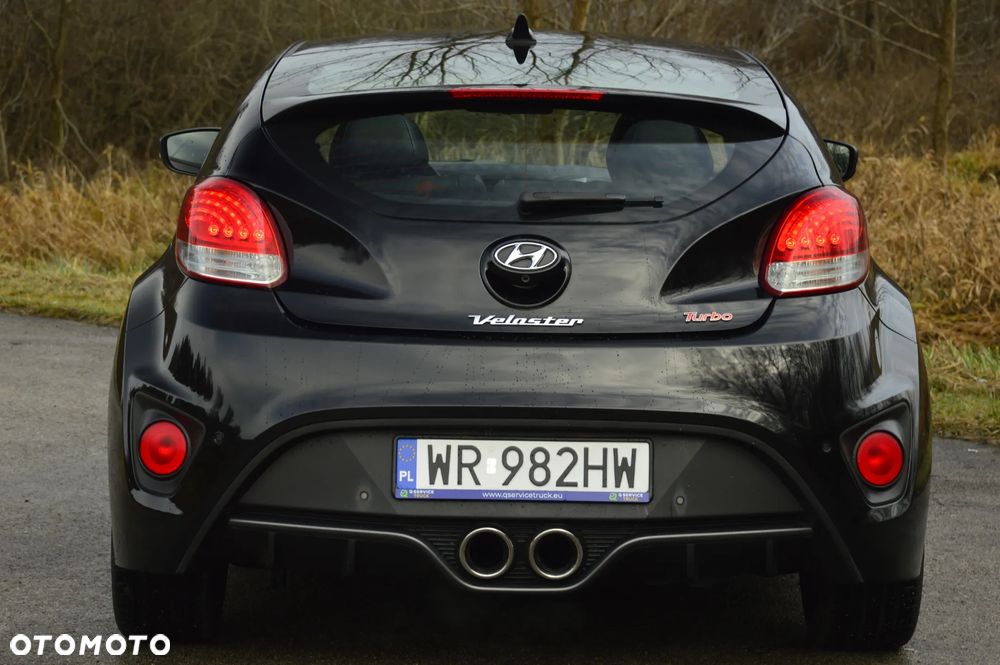 Hyundai Veloster - 22