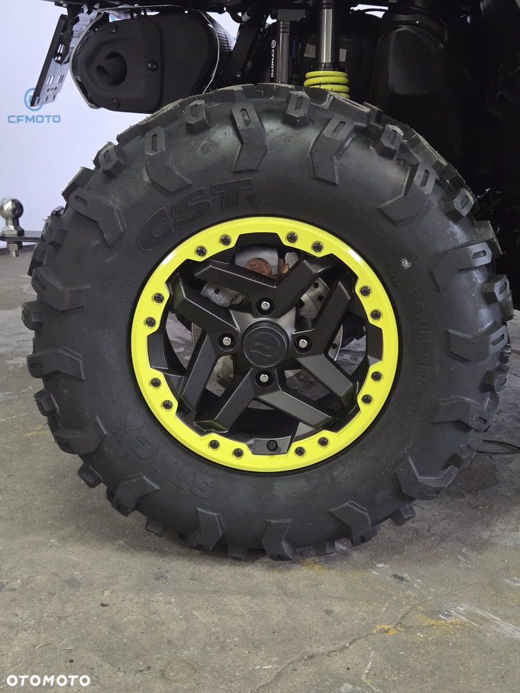 CFMoto CForce - 17