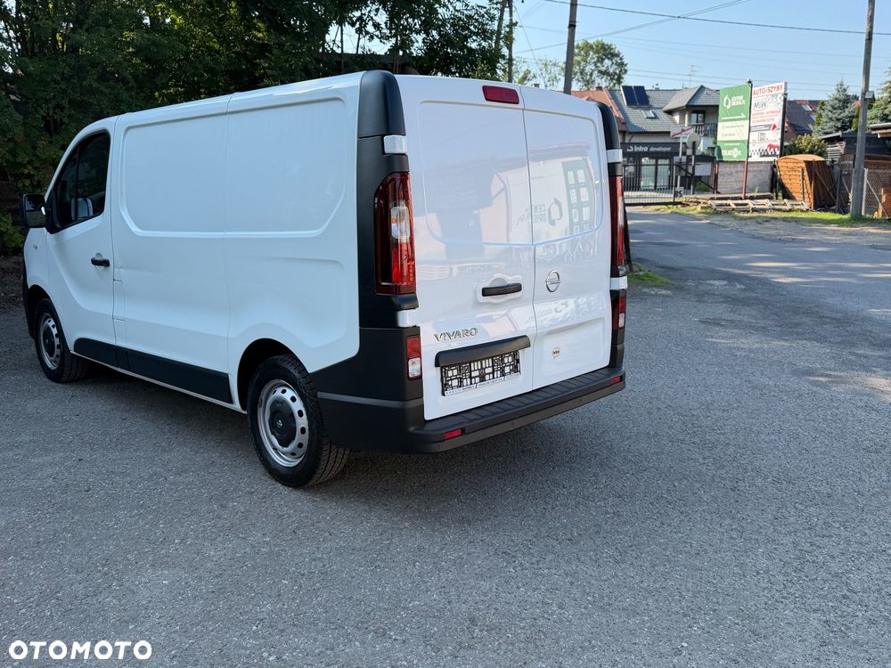 Opel VIVARO - 8