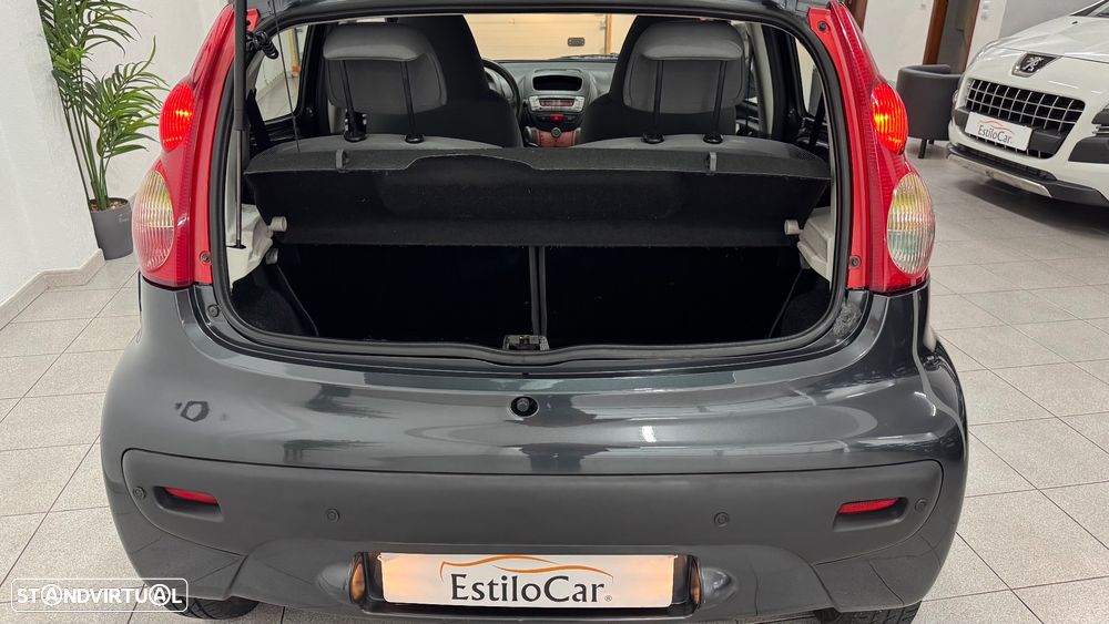 Peugeot 107 1.4 HDi Trendy - 30