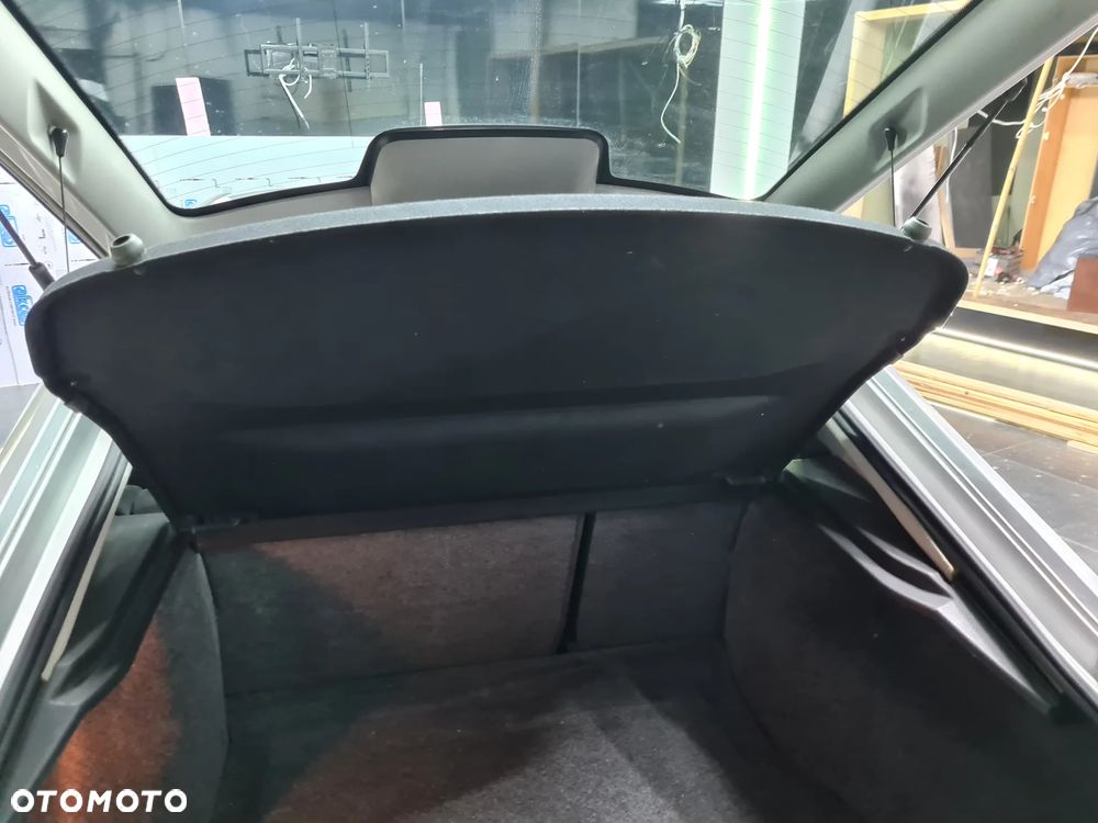 Ford Mondeo 1.8 Ghia X - 30