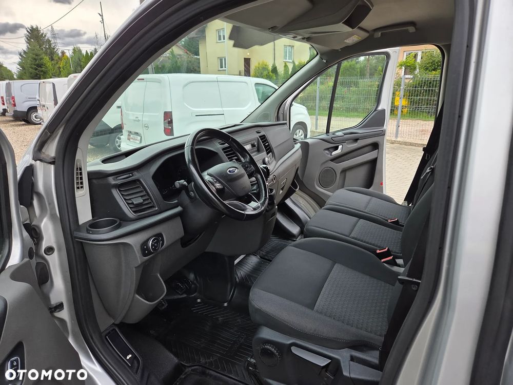 Ford Transit Custom - 11