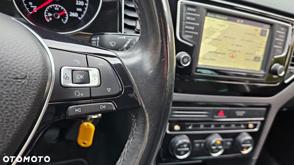 Volkswagen Golf Sportsvan 1.4 TSI (BlueMotion Technology) Highline - 26