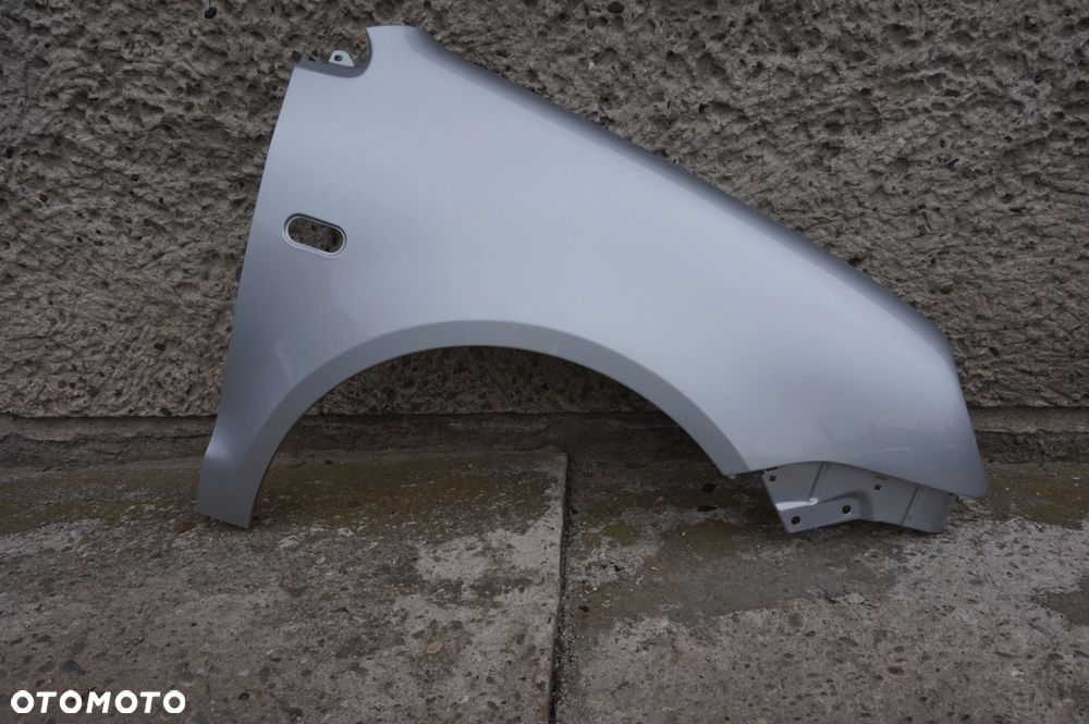 BŁOTNIK PRZÓD PRAWY VW POLO 9N OKULAR LA7W 01/05r - 4