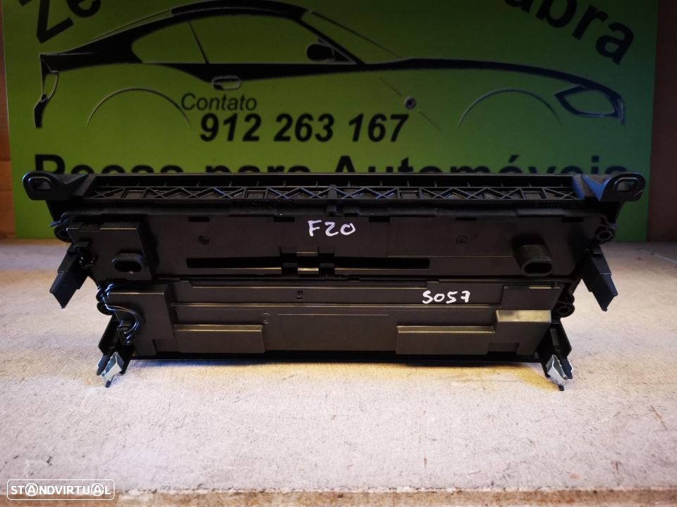 BMW SÉRIE 1 F20 CLIMATRONIC / SOFAGEM / RÁDIO - S057 - 4