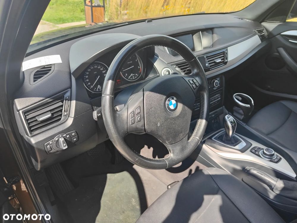 BMW X1 sDrive18d - 8