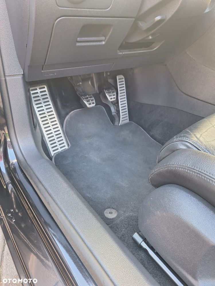 Volkswagen Golf - 5