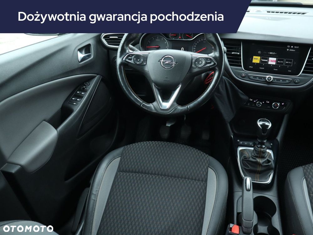 Opel Crossland X - 9