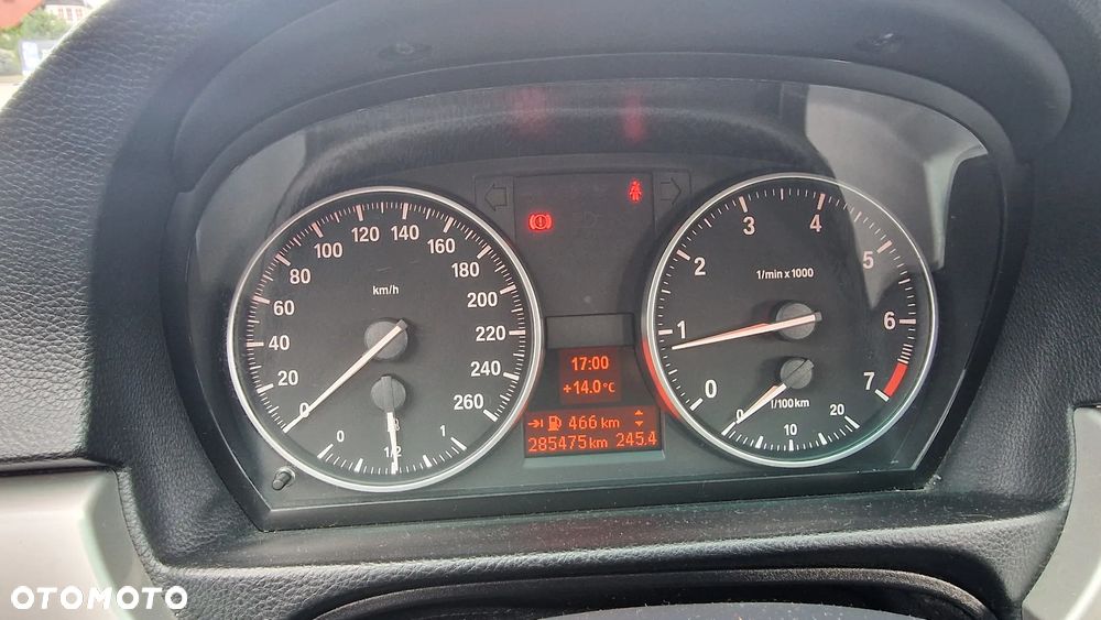 BMW Seria 3 318i - 11