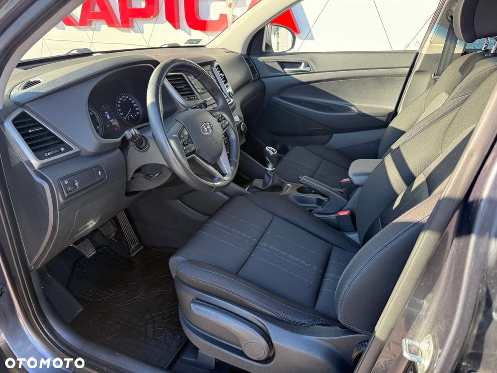 Hyundai Tucson 1.6 GDI BlueDrive GO 2WD - 8