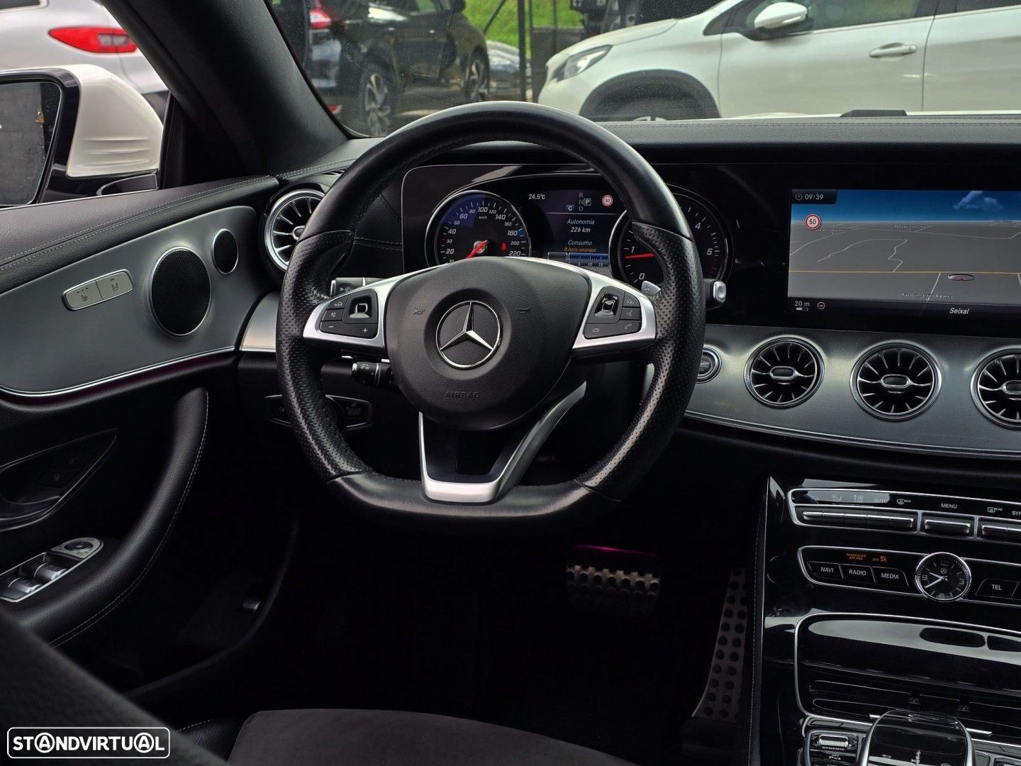 Mercedes-Benz E 220 d AMG Line - 14
