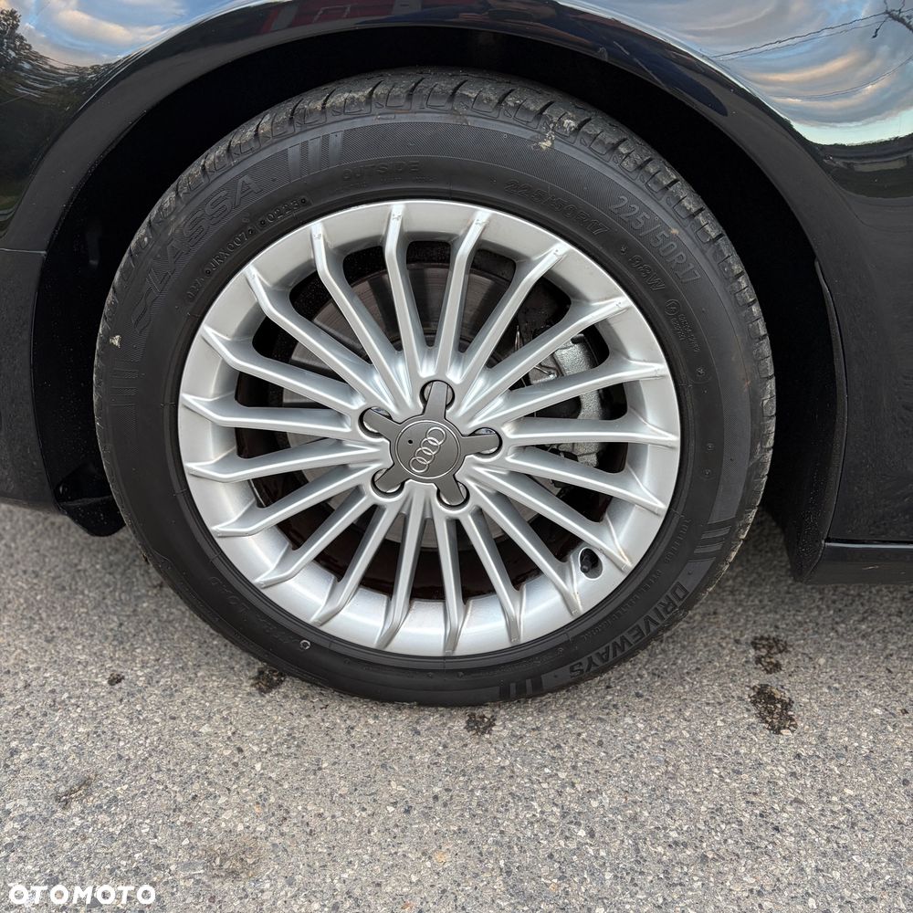 Audi A4 Avant 2.0 TDI Quattro - 38