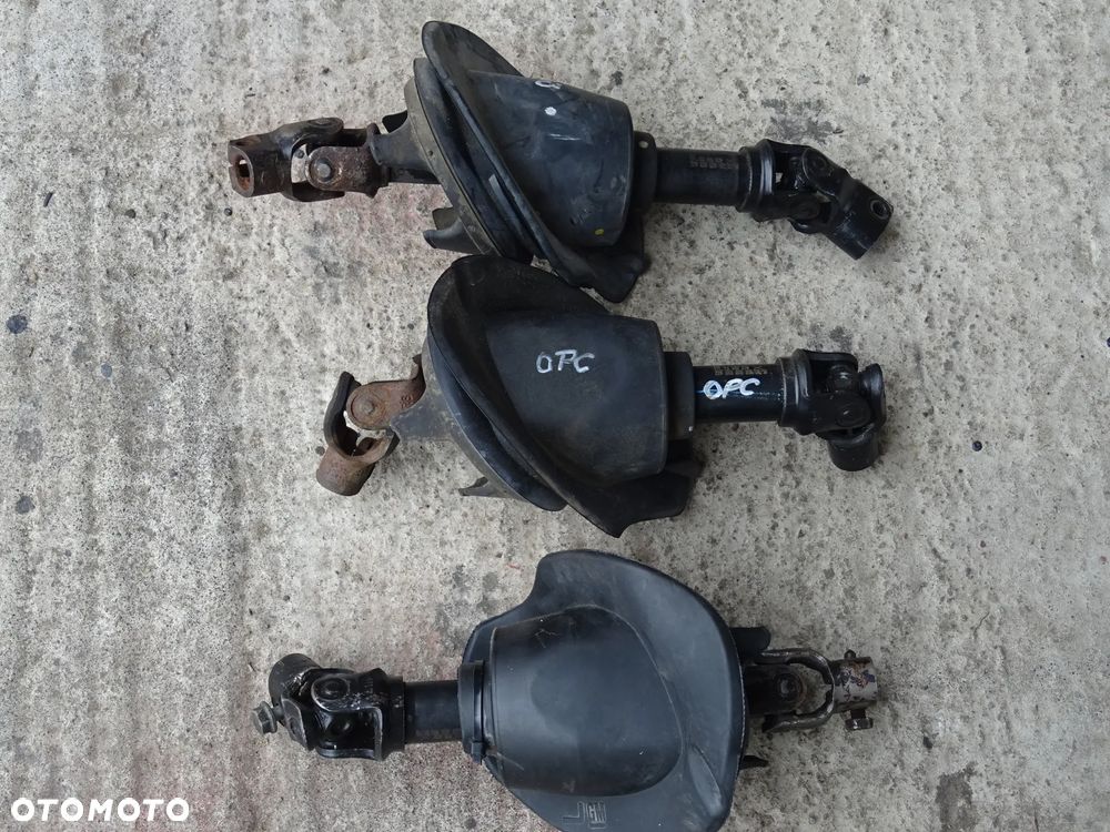 KRZYŻAK KOLUMNY KIEROWNICZEJ OPEL VECTRA C SIGNUM EU - 1