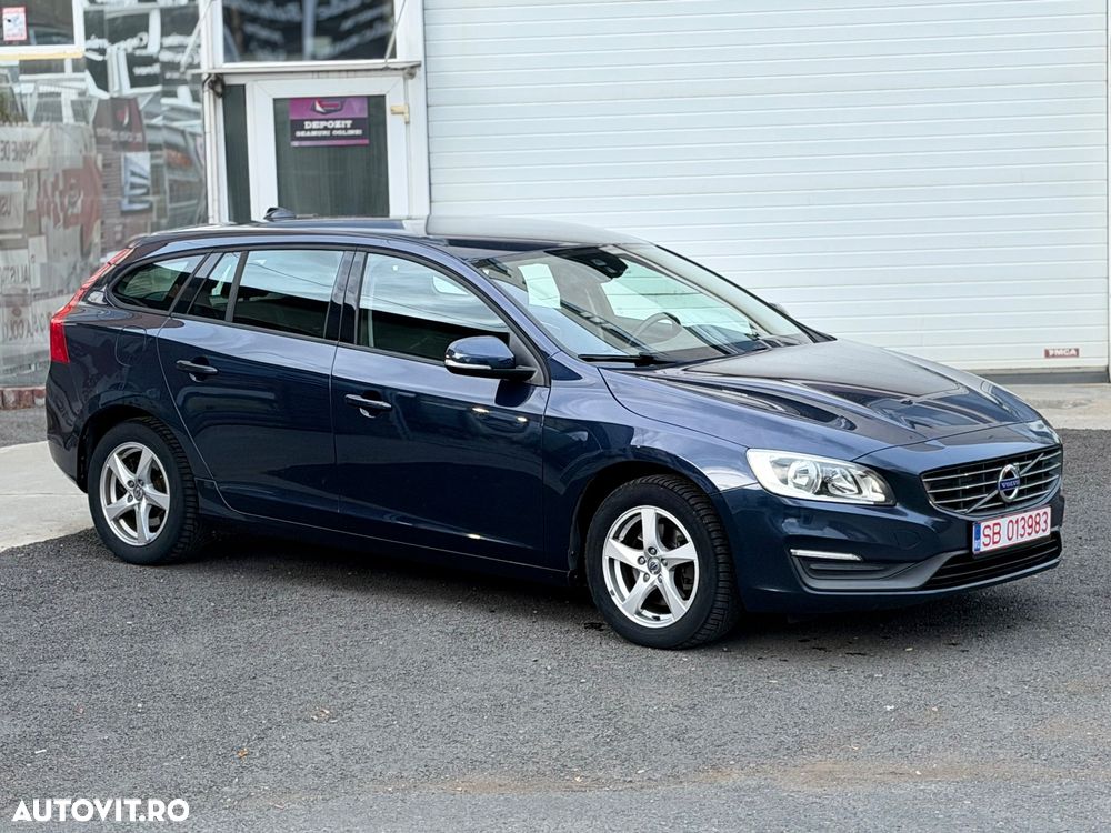 Volvo V60 D2 ECO Start-Stop Momentum - 10