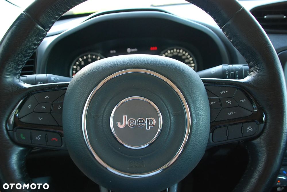 Jeep Renegade 1.4 MultiAir Limited - 21