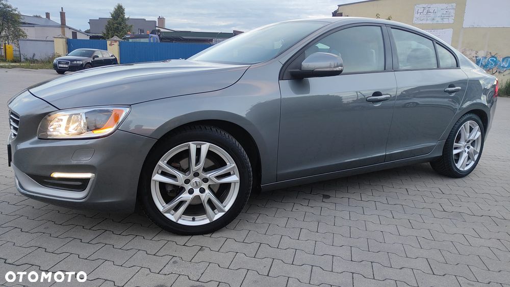 Volvo S60 - 3