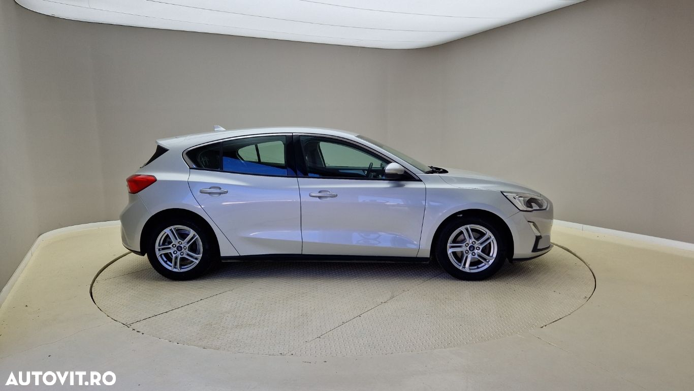 Ford Focus - 6