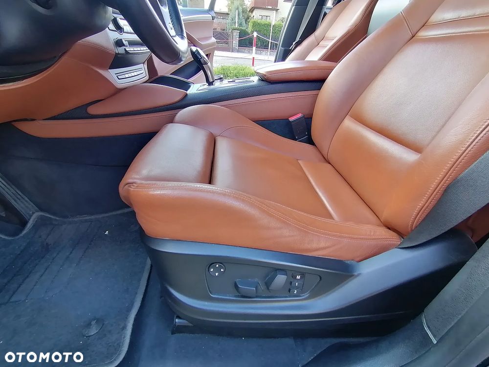 BMW X6M ver-standard - 37