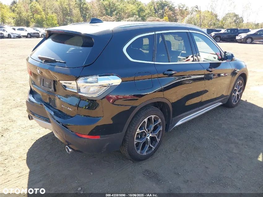 BMW X1 - 8