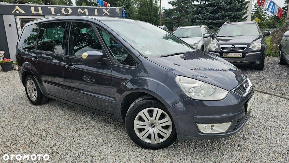 Ford Galaxy - 8