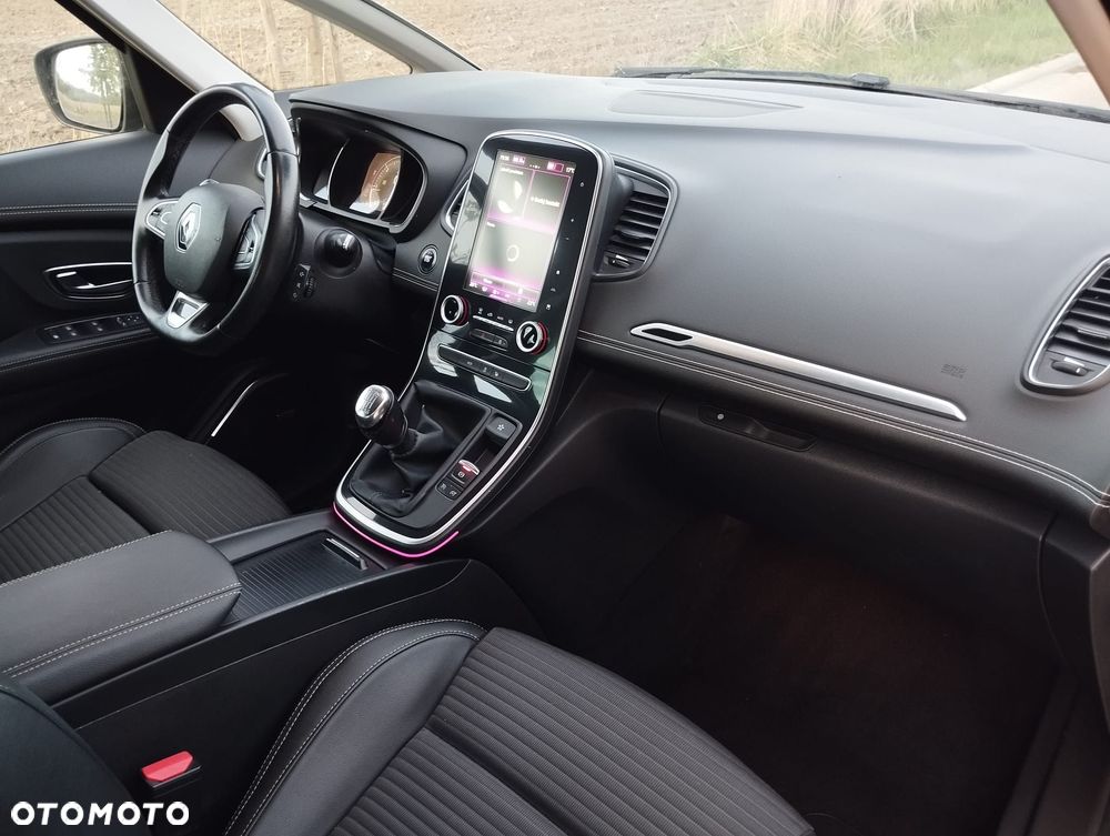 Renault Scenic Energy dCi 110 S&S Bose Edition - 12