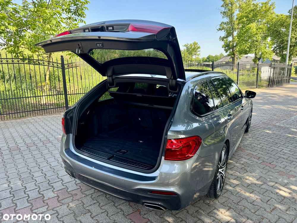 BMW Seria 5 520d M Sport - 23