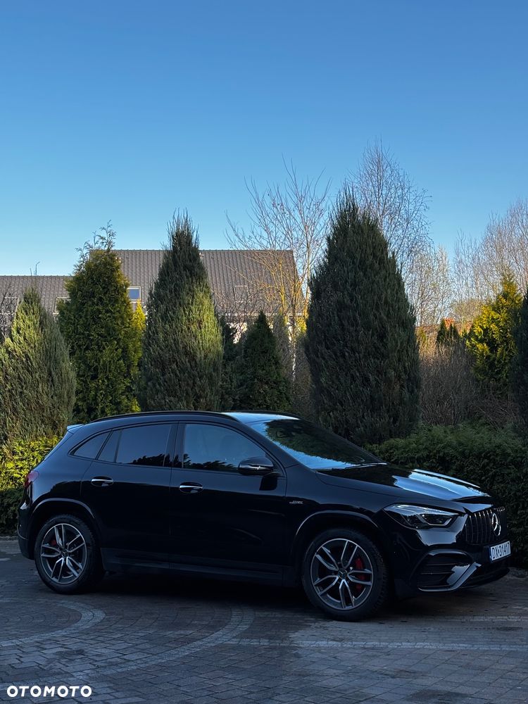 Mercedes-Benz GLA - 5