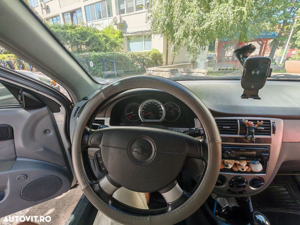 Chevrolet Lacetti - 8