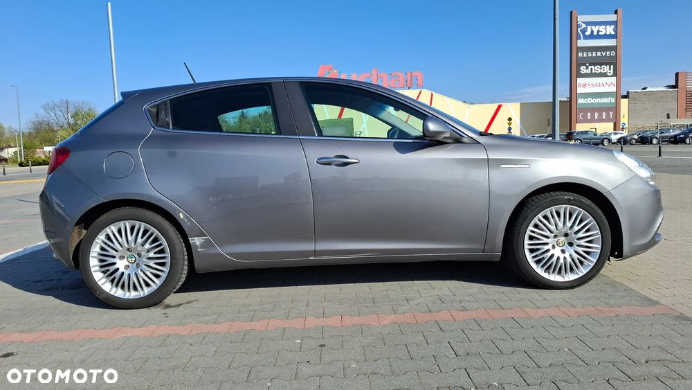 Alfa Romeo Giulietta 2.0 JTDM 16V Turismo - 8
