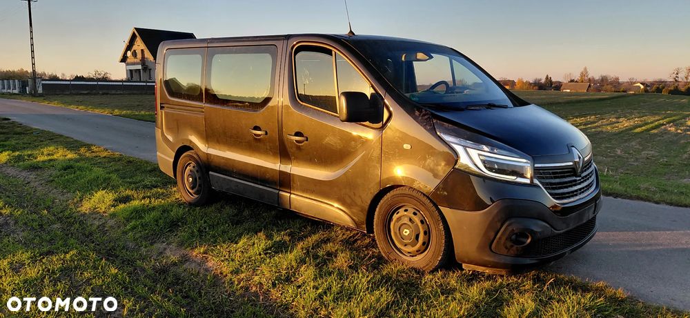 Renault Trafic - 22
