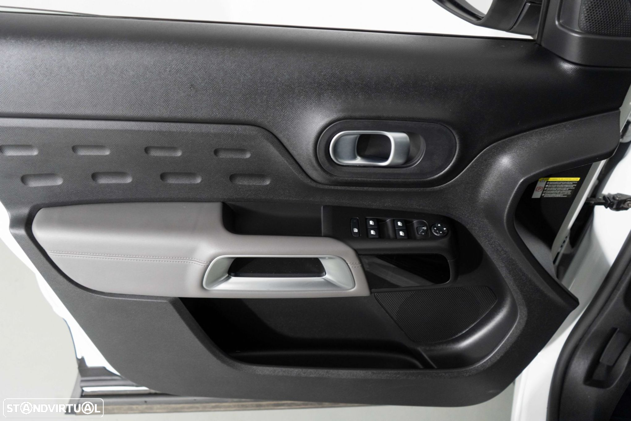 Citroën C5 Aircross 1.6 Hybrid Shine e-EAT8 - 20