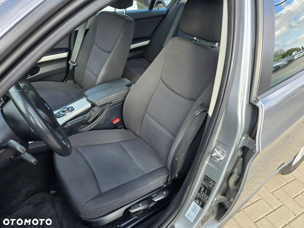 BMW Seria 3 - 12