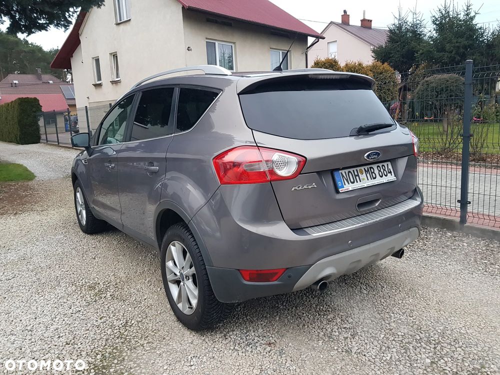 Ford Kuga 2.0 TDCi 2x4 Titanium - 8